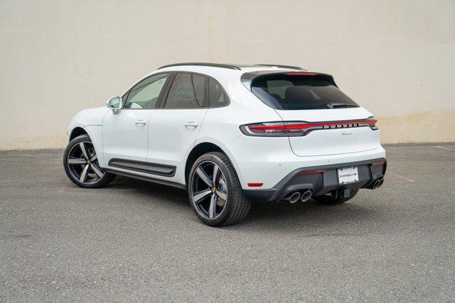 Porsche Macan 2025
