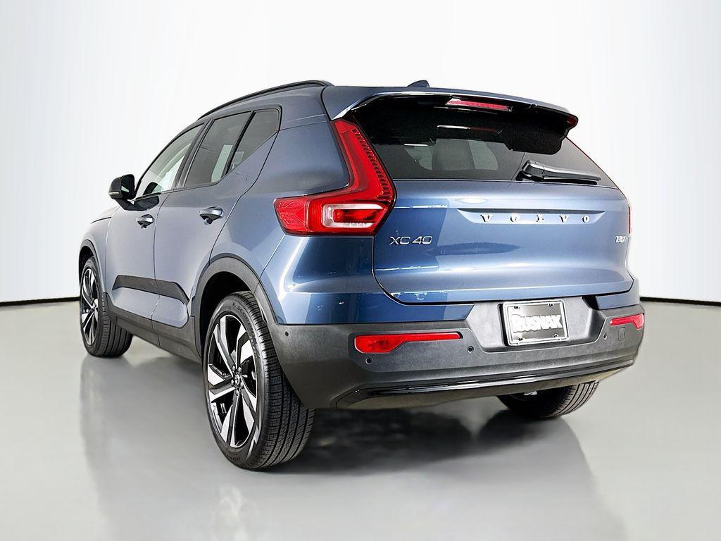 Volvo XC40 2026