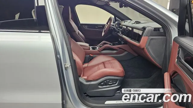 Porsche Cayenne 2024