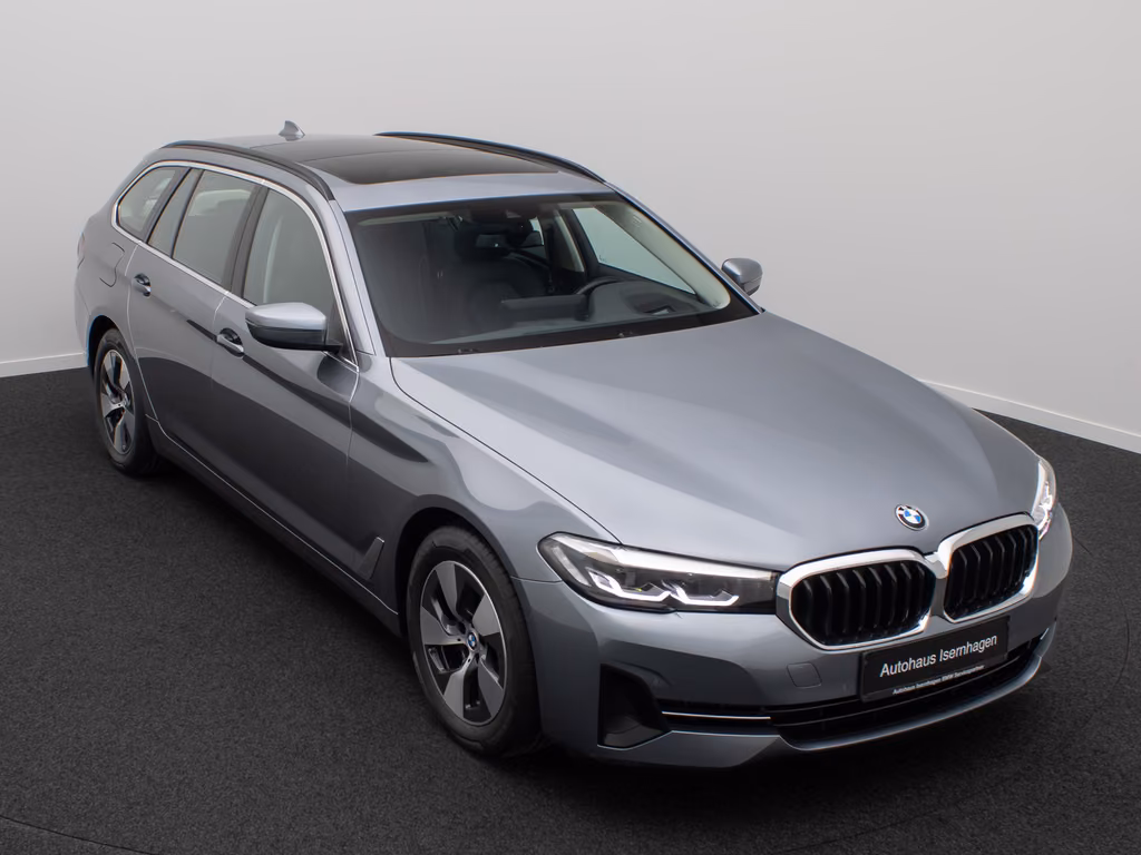 BMW 520 2022