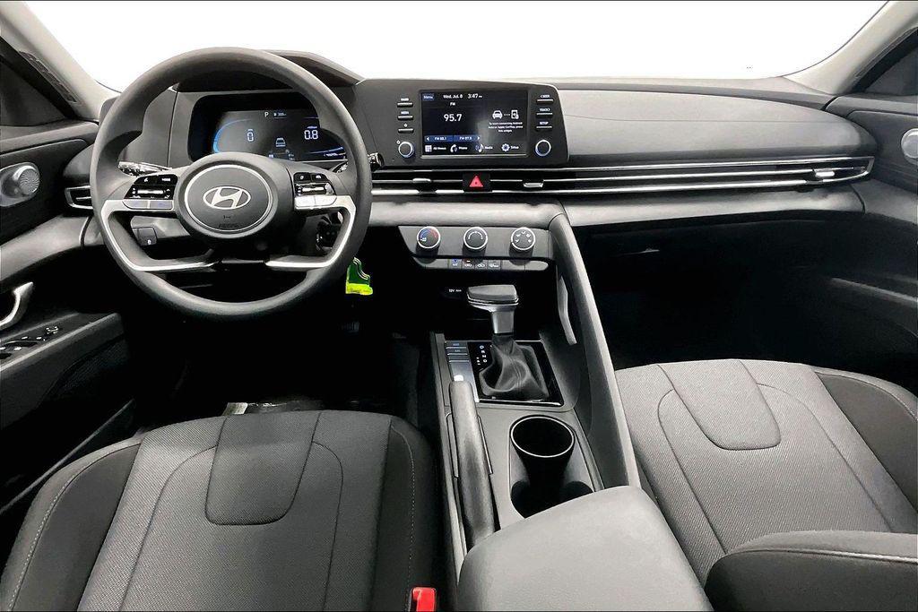 Hyundai Elantra 2026