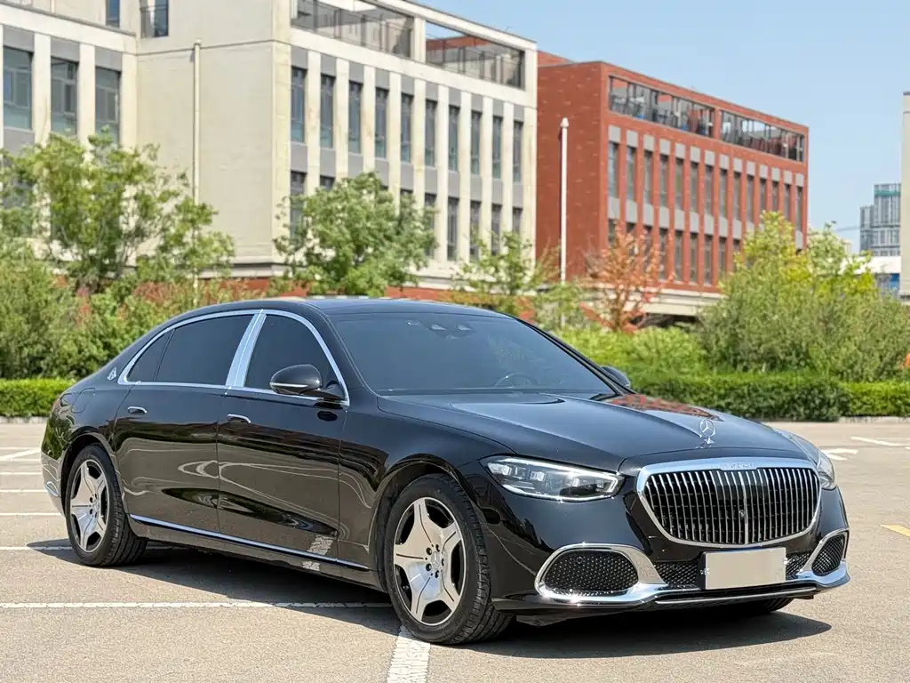 Mercedes-Benz Maybach S-Класс 2022
