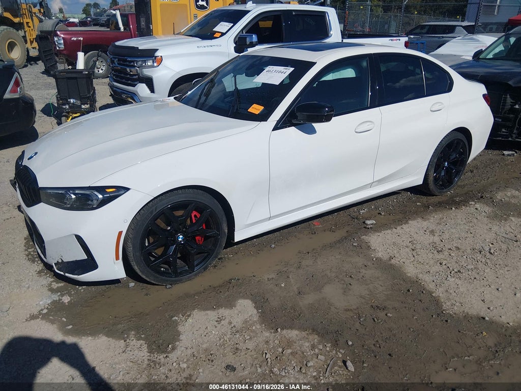 BMW 330 2025