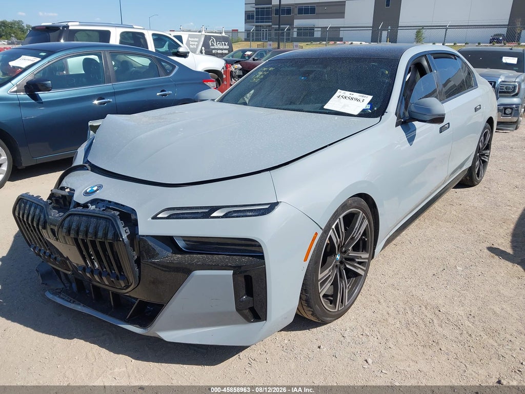 BMW i7 2024