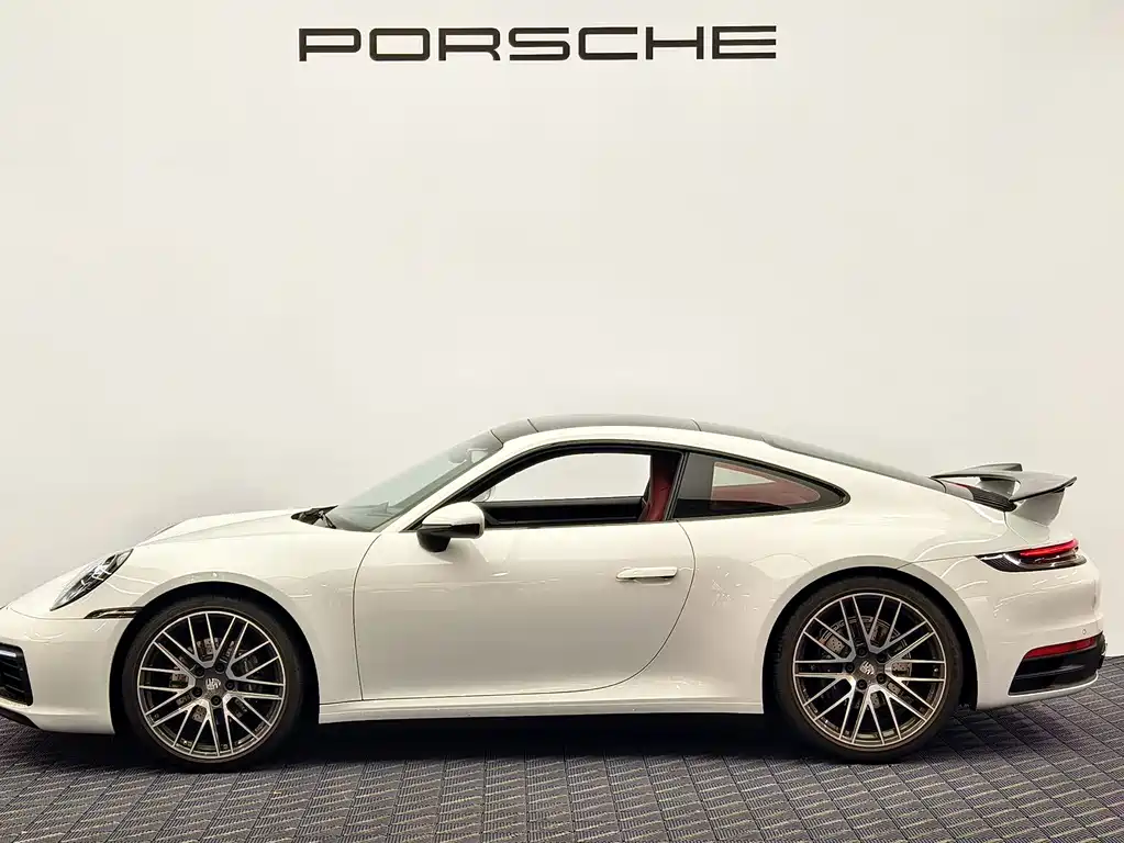 Porsche 911 2022