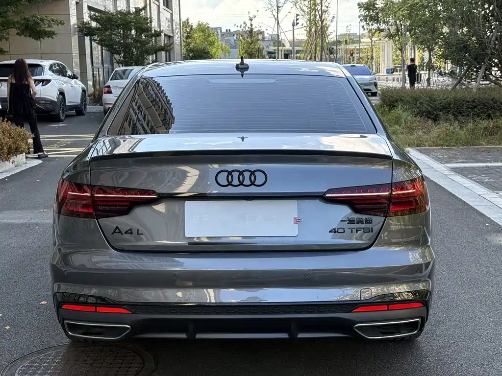 Audi A4 2025