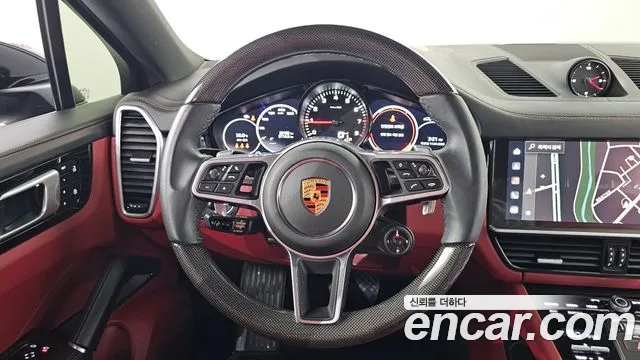 Porsche Cayenne 2022