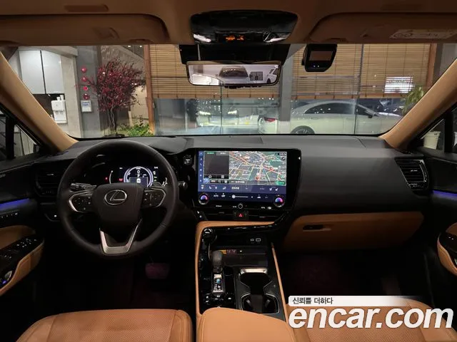Lexus NX 2023