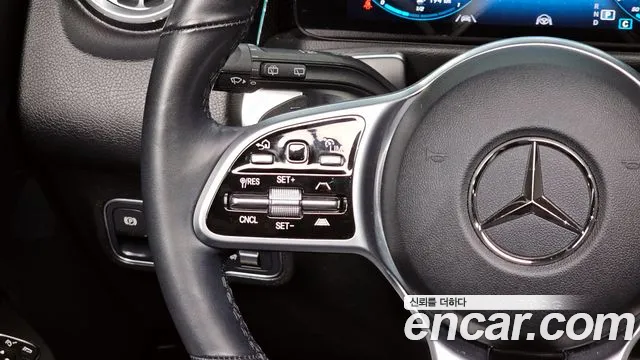 Mercedes-Benz GLB 2022