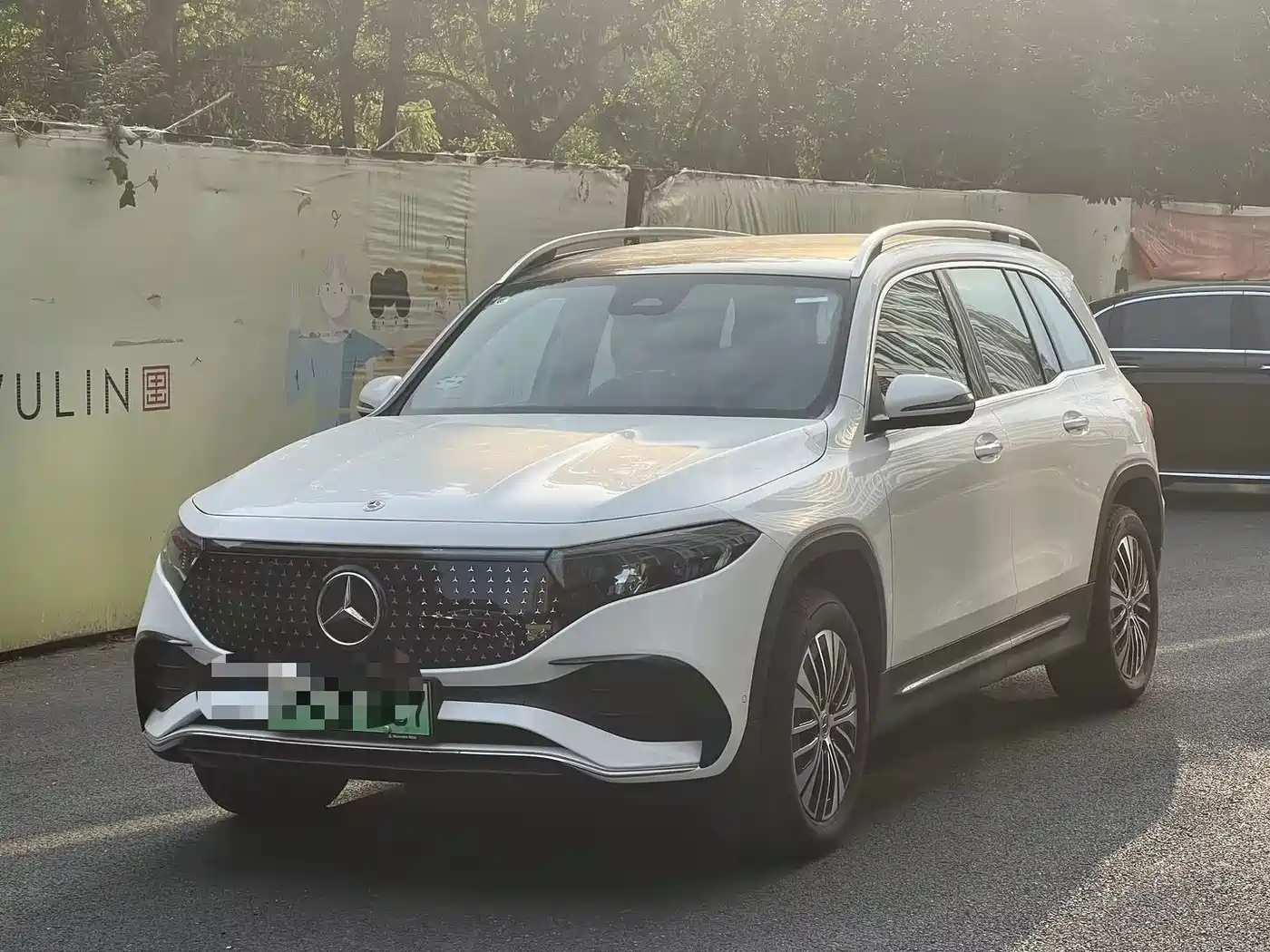 Mercedes-Benz EQB 2026