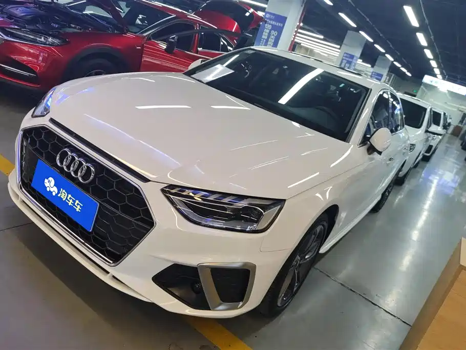Audi A4 2021