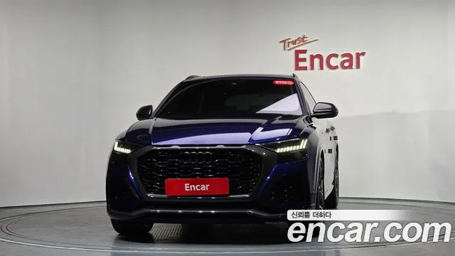Audi RSQ8 2021