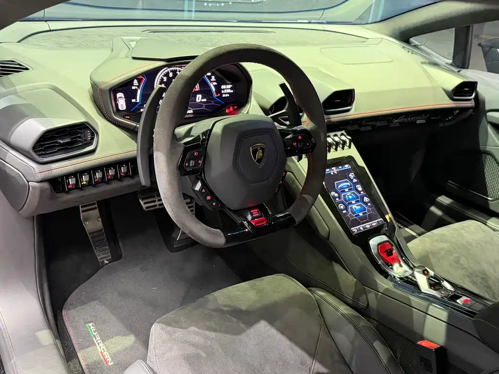 Lamborghini Huracán 2023