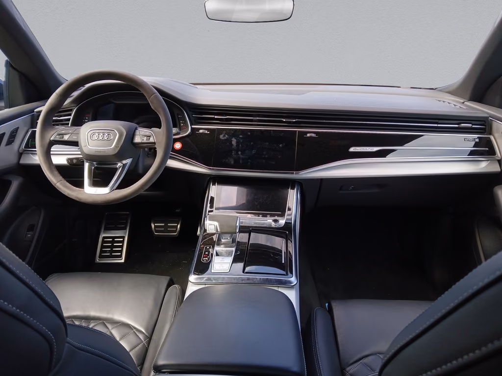 Audi SQ8 2023
