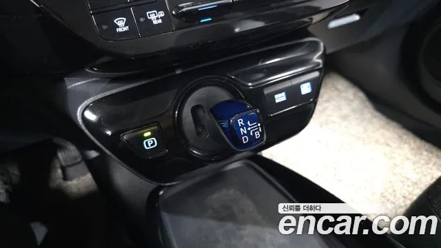 Toyota Prius 2021