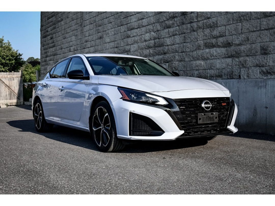 Nissan Altima 2024