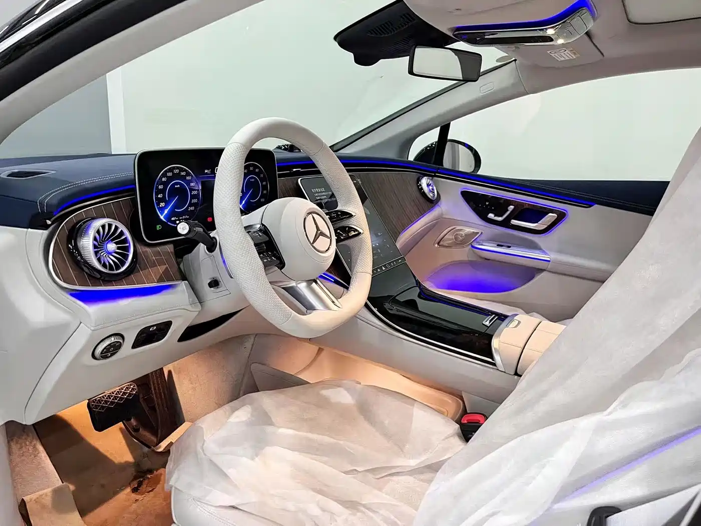 Mercedes-Benz EQE 2025