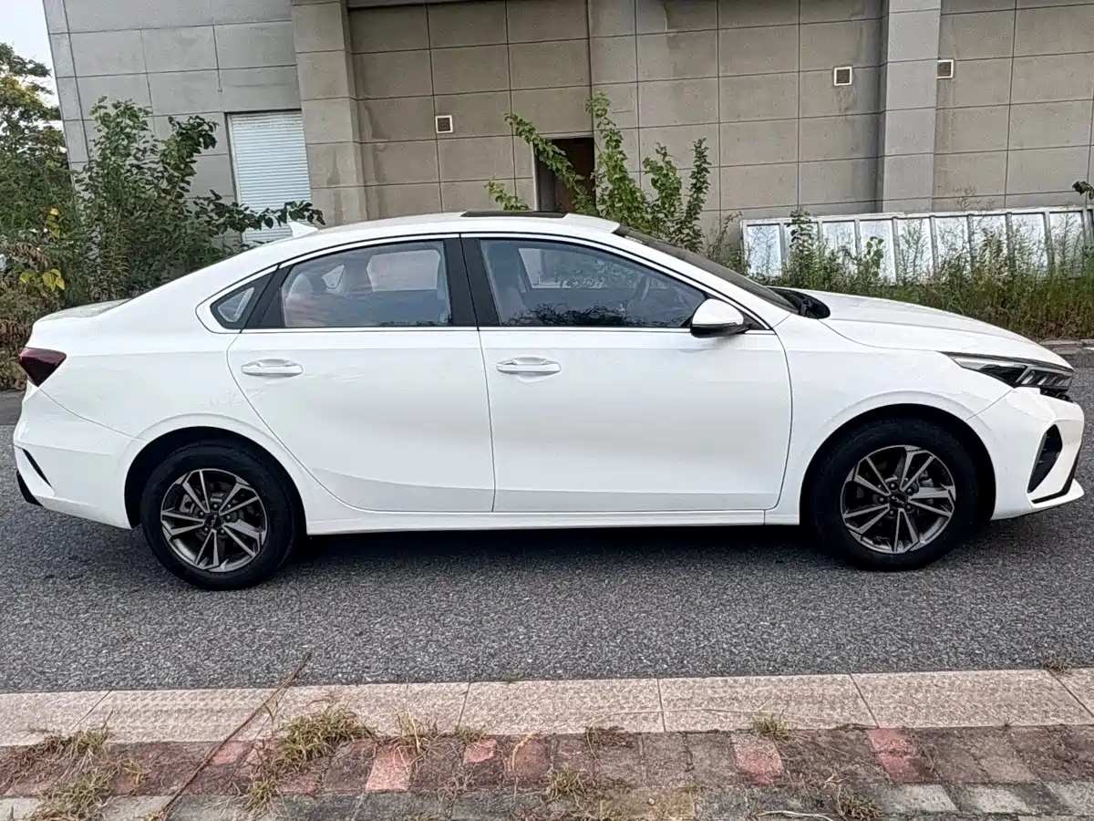 Kia K3 2023