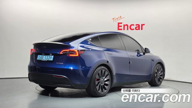 Tesla Model Y 2021