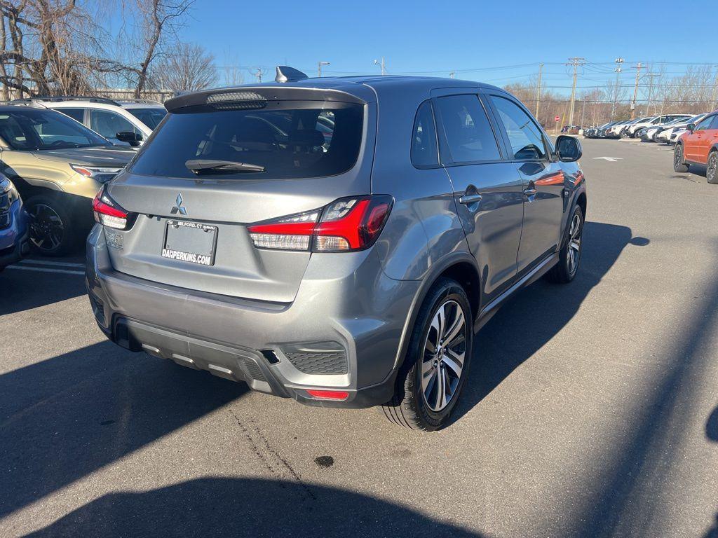Mitsubishi Outlander Sport 2021