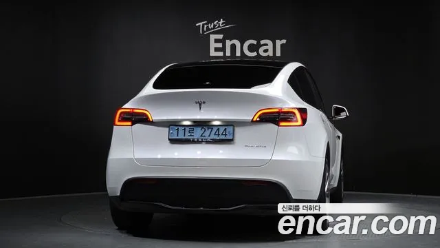 Tesla Model Y 2021