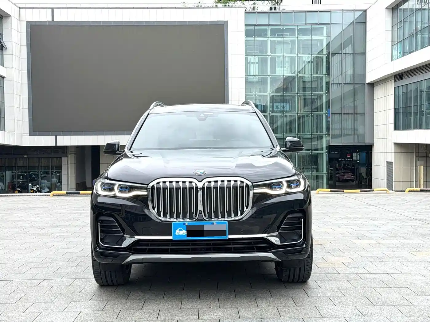 BMW X7 2021
