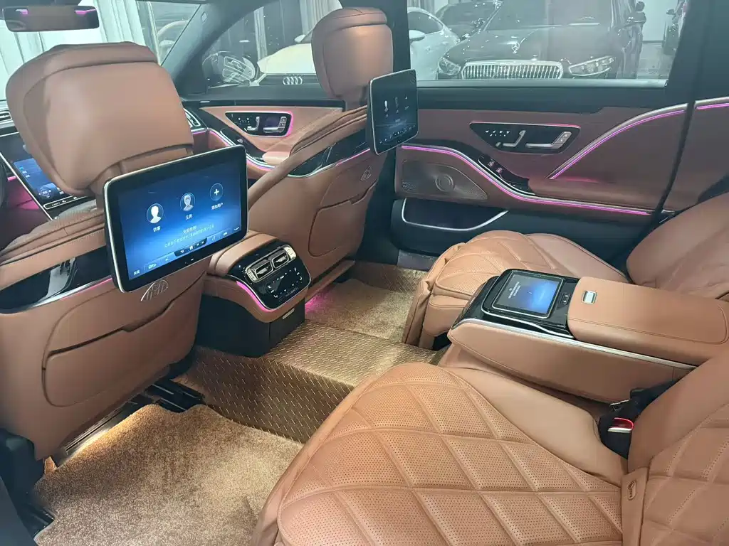 Mercedes-Benz Maybach S-Класс 2022