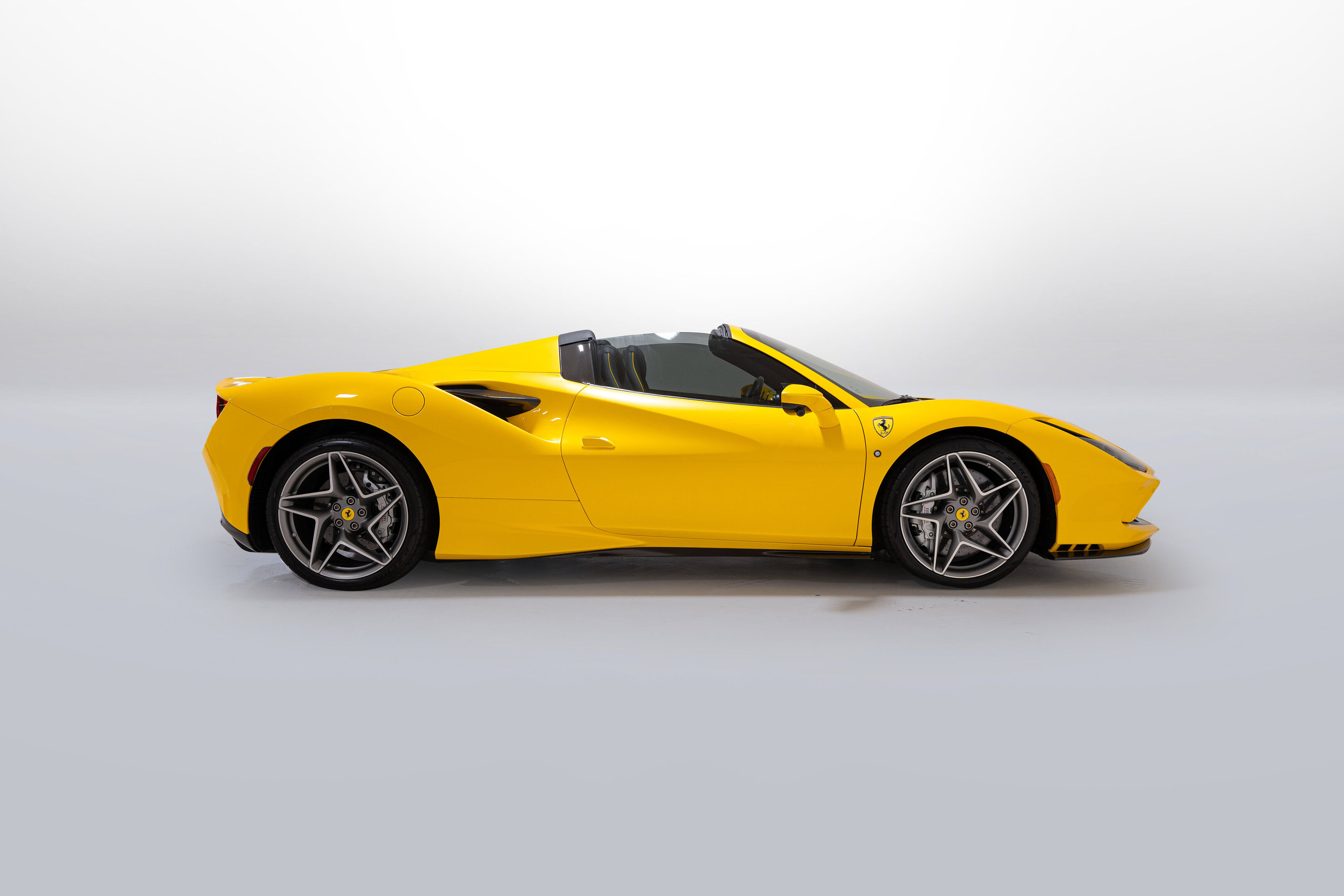 Ferrari F8 2021