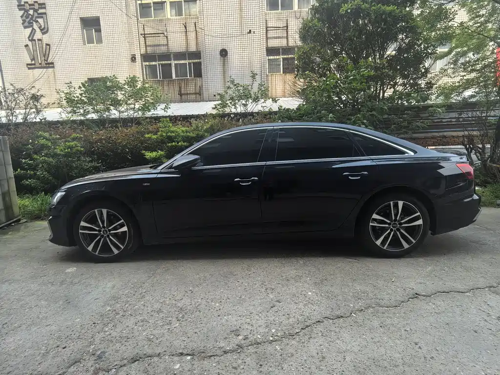Audi A6 2024