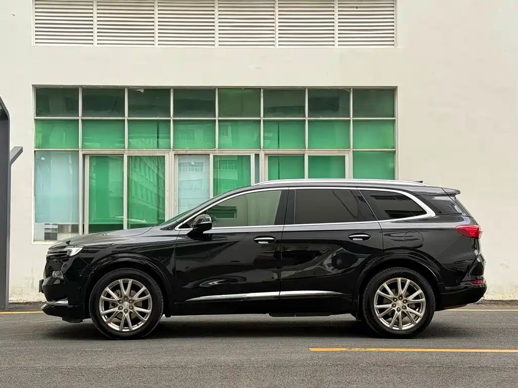 Buick Enclave 2023