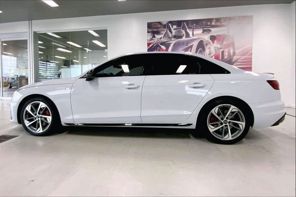Audi A4 2023