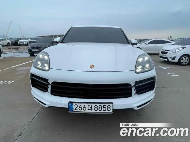 Porsche Cayenne 2022