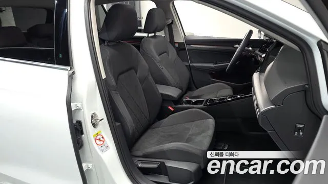 Volkswagen Golf 2024