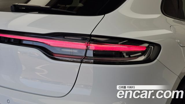 Porsche Macan 2023