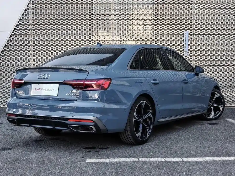 Audi A4 2022