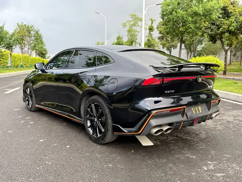 Changan UNI-V 2022