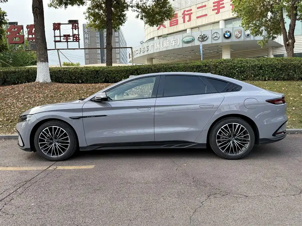 BYD Han 2025
