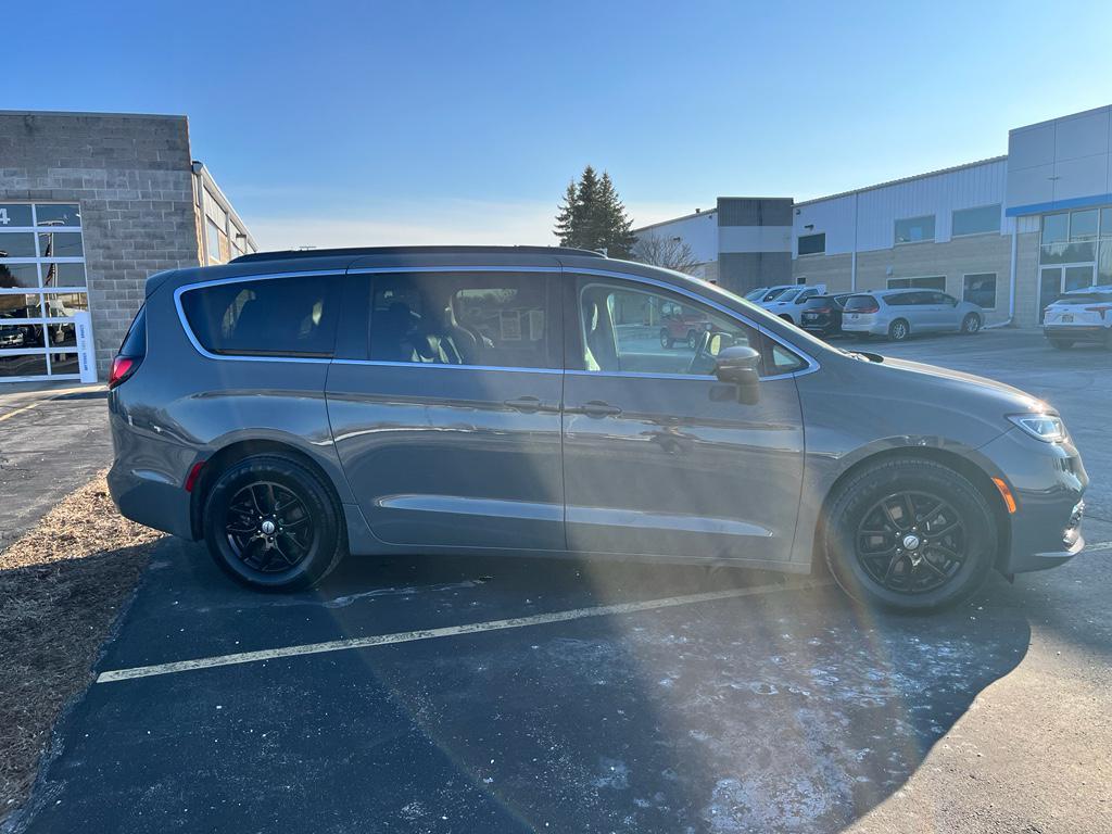Chrysler Pacifica 2022
