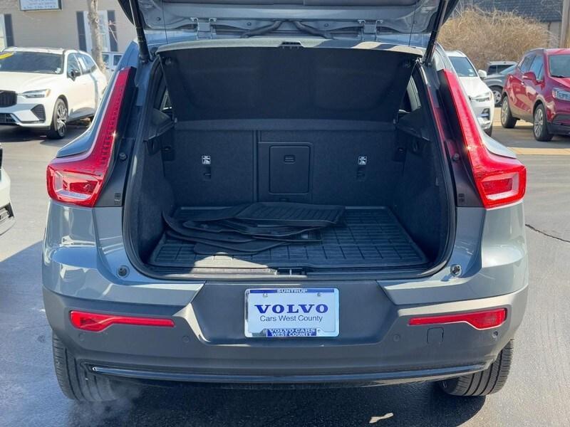 Volvo XC40 2023