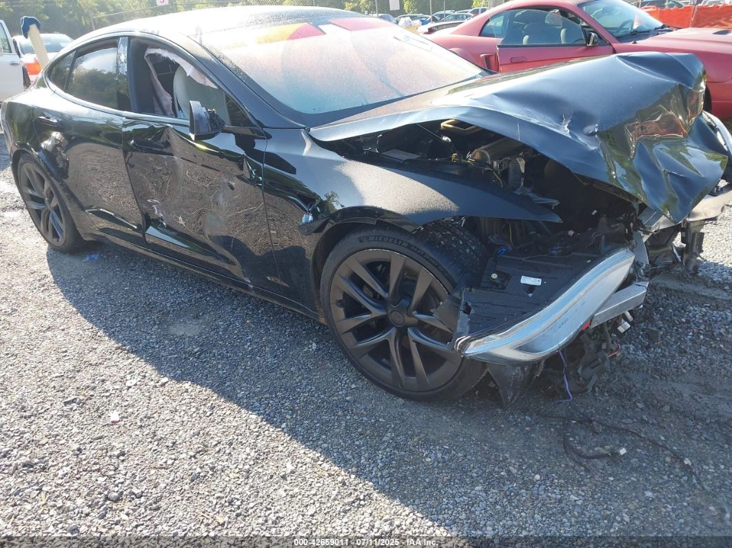 Tesla Model S 2021