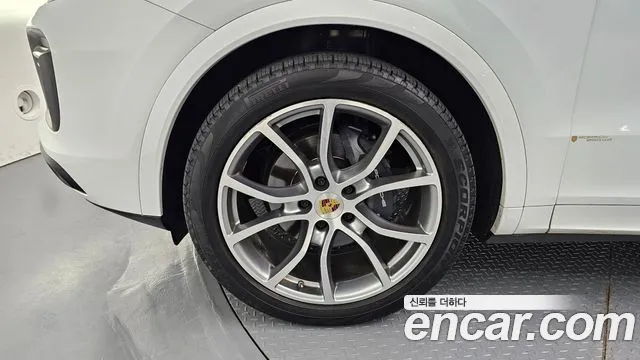 Porsche Cayenne 2020
