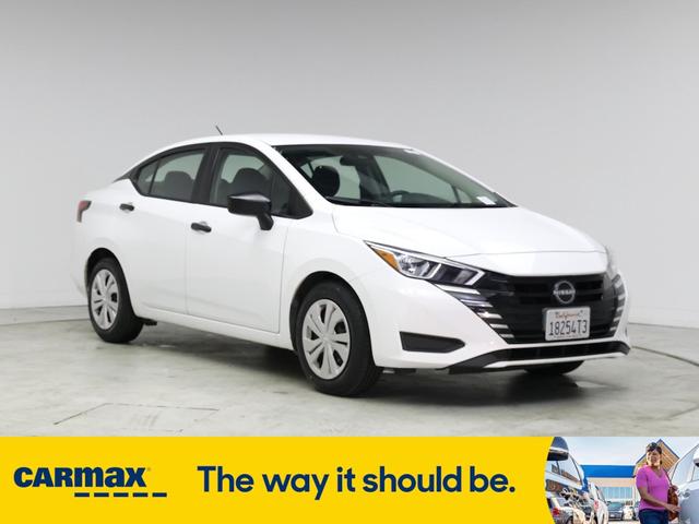 Nissan Versa 2023