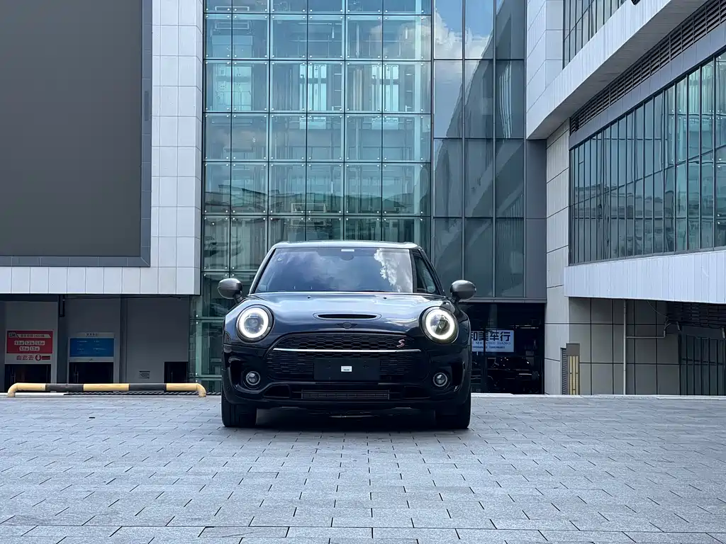 Mini Clubman 2022