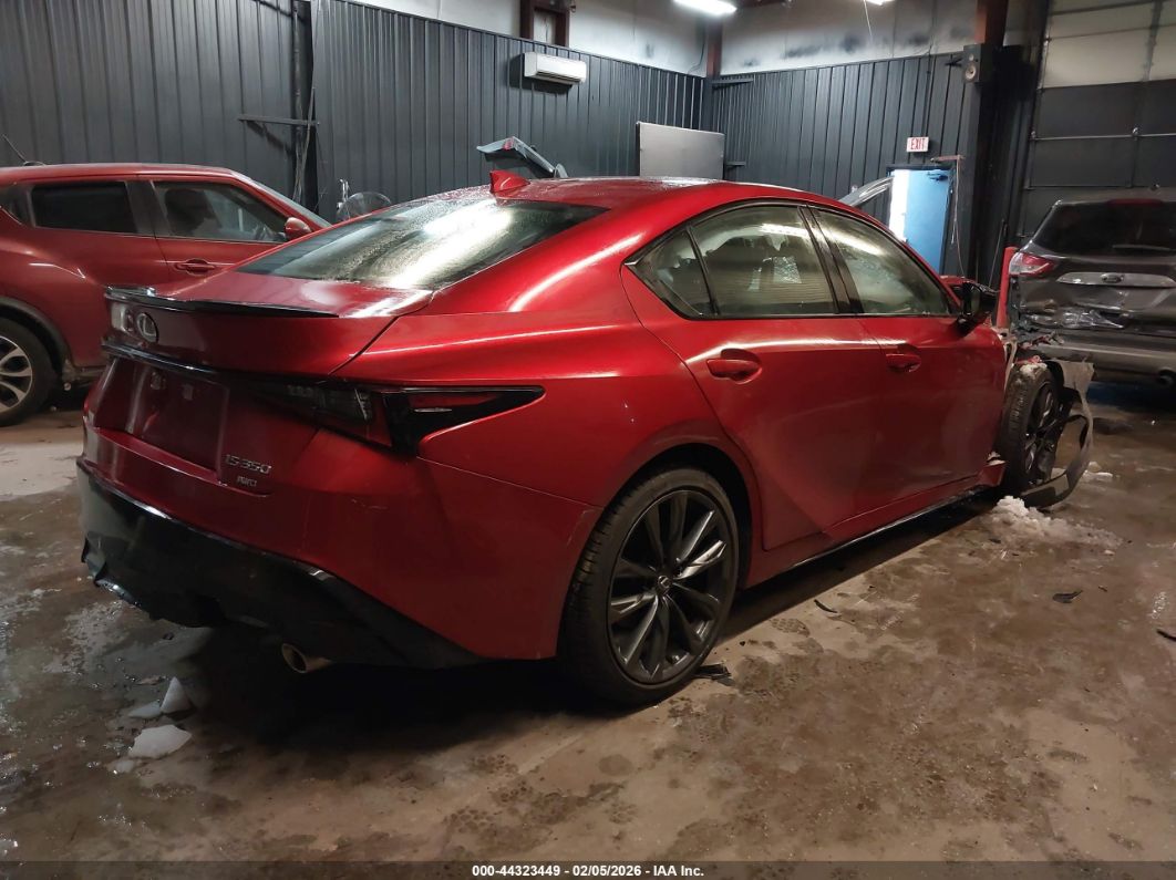 Lexus IS 2025