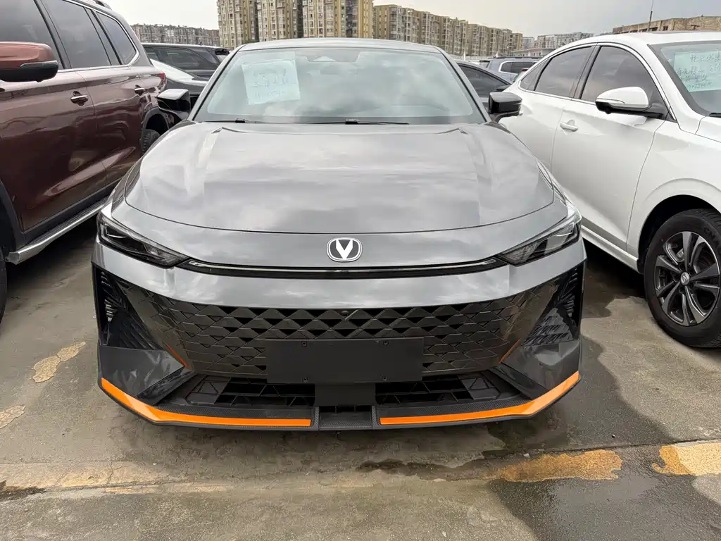 Changan UNI-V 2024