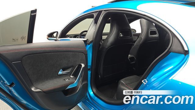 Mercedes-Benz CLA 2024
