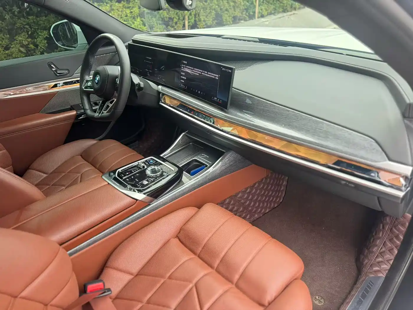 BMW i7 2024