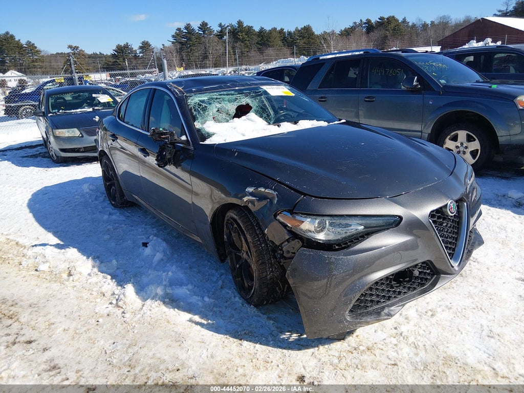 Alfa Romeo Giulia 2021