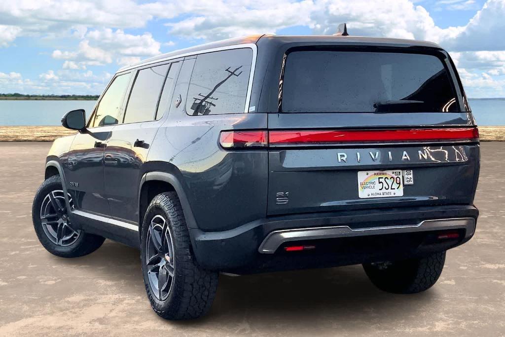 Rivian R1S 2025