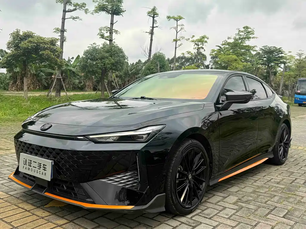 Changan UNI-V 2024